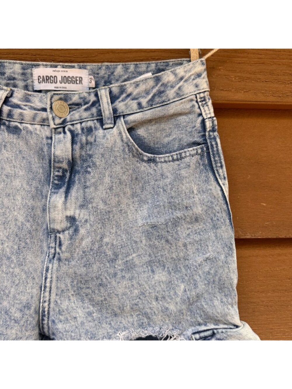 Distressed Acid Wash Denim Cargo Jogger Pants With Elastic Hem And Multiple Pock - Picture 6 of 13